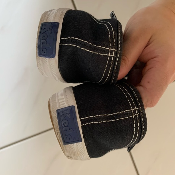 Navy Keds Shoes (size 4.5) - Picture 5 of 5